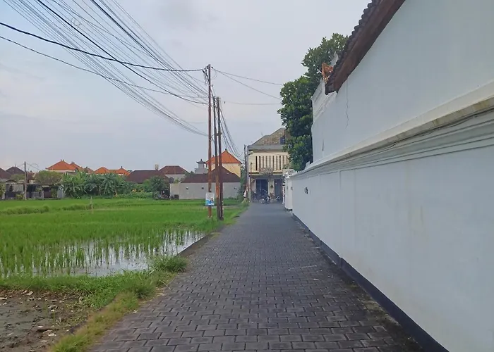 Mondok Dini ゲストハウス
